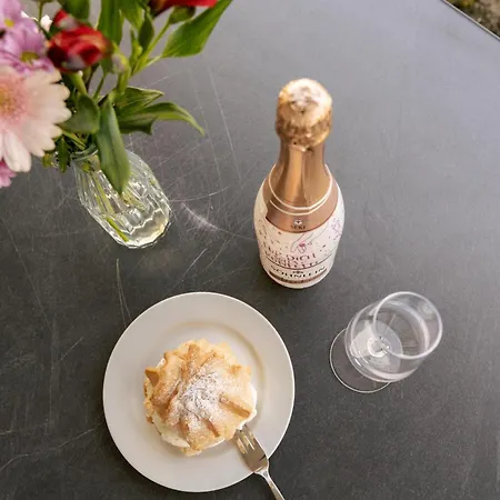 Zweite Heimat 49 0 N *