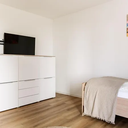 Zweite Heimat 49 0 N